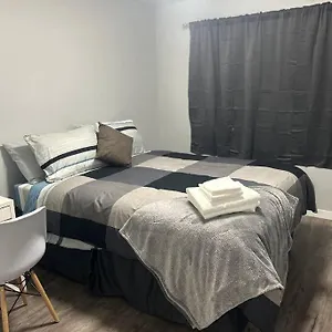 Cute Highland Park Upper B Unit Apartment Calgary